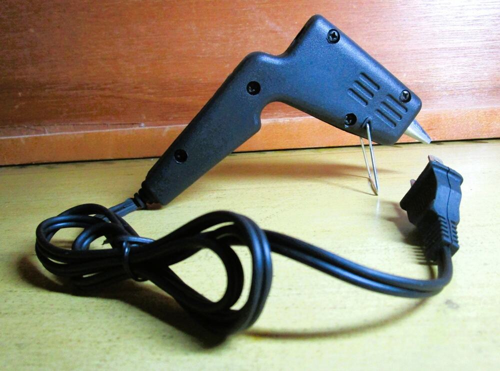 Premier Electric Glue Gun Black with Two Starter Glue Sticks Craft Projects Tool